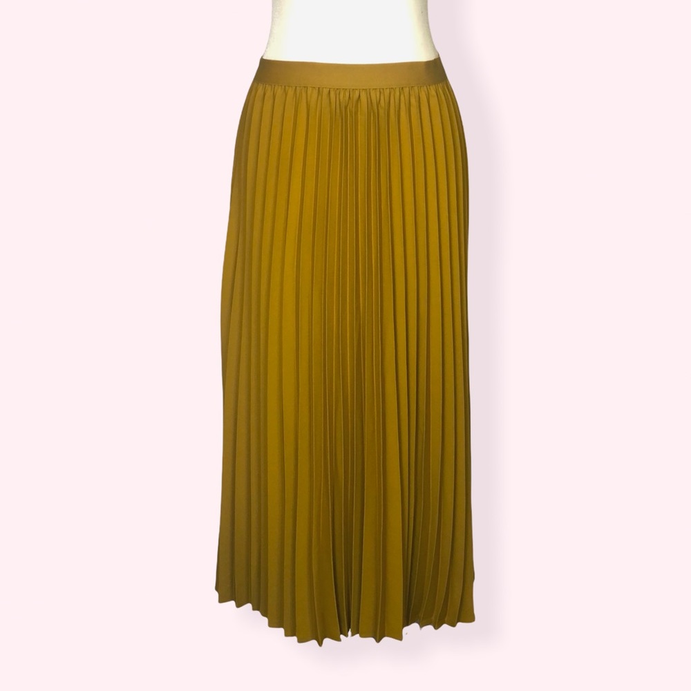 💛 A New Day Midi Pleated A-Line Skirt
